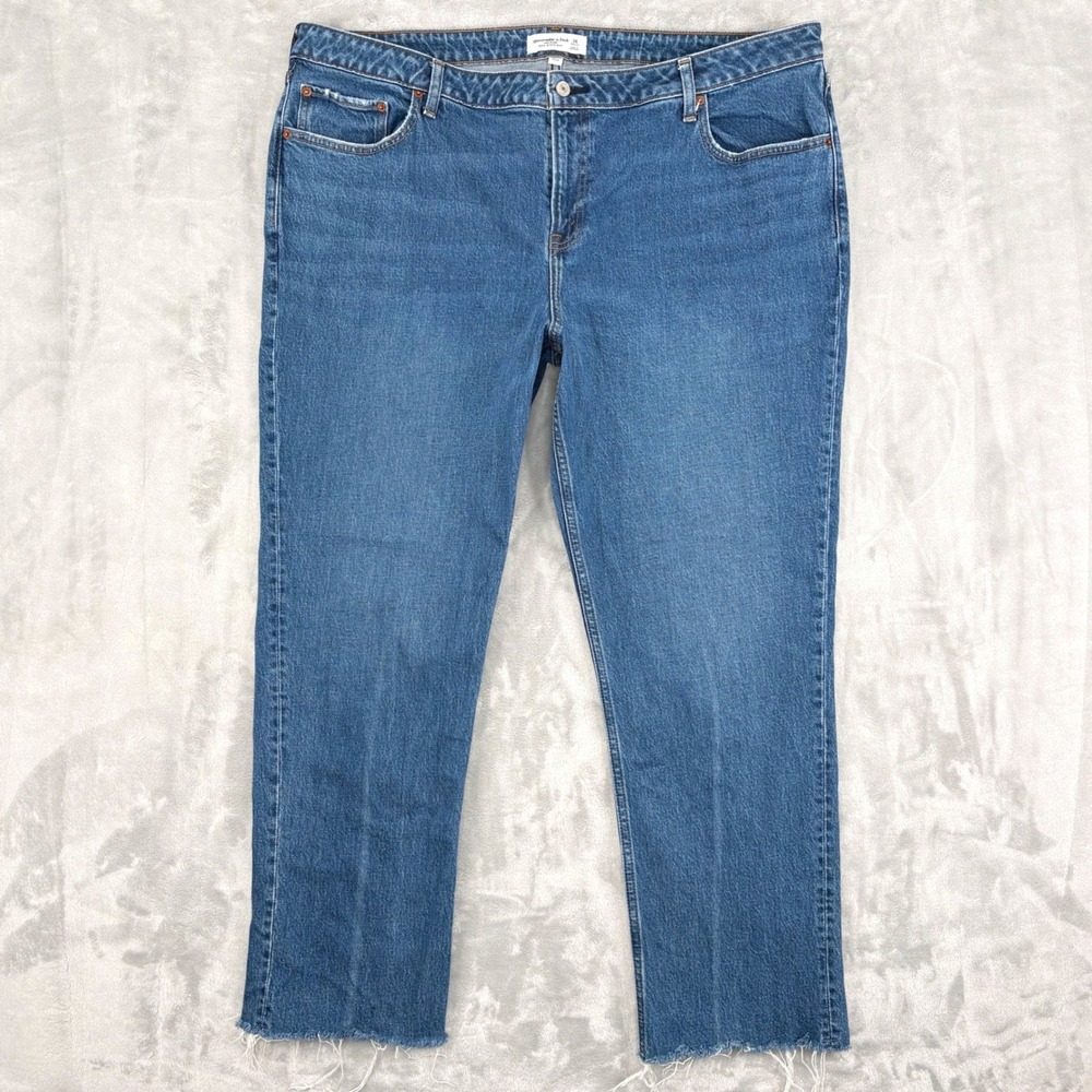 Abercrombie & Fitch Women 36 Fits 43x30 Mid Rise 90s Straight Curve Love Raw Hem
